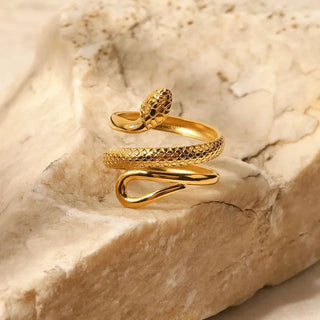 Snake Texture Ring 18K Guldpläterat