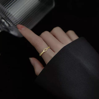 Elegant Zirconia Ring 18K Guldpläterat
