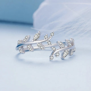 Zirconia Leaf Ring