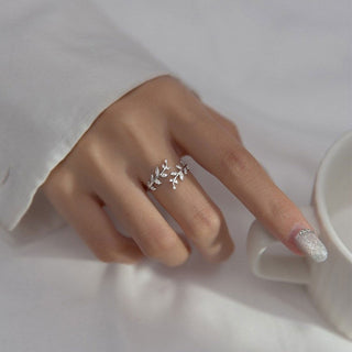 Zirconia Leaf Ring