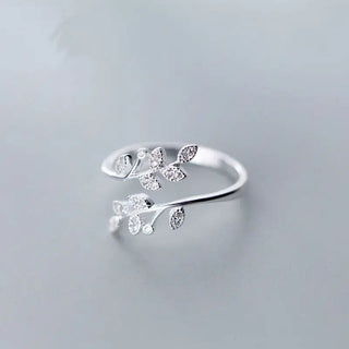 Zirconia Deluxe Leaf Ring