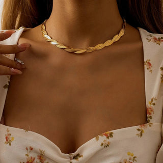 Twisted Flat Snake Choker 18K Guldpläterat 4mm